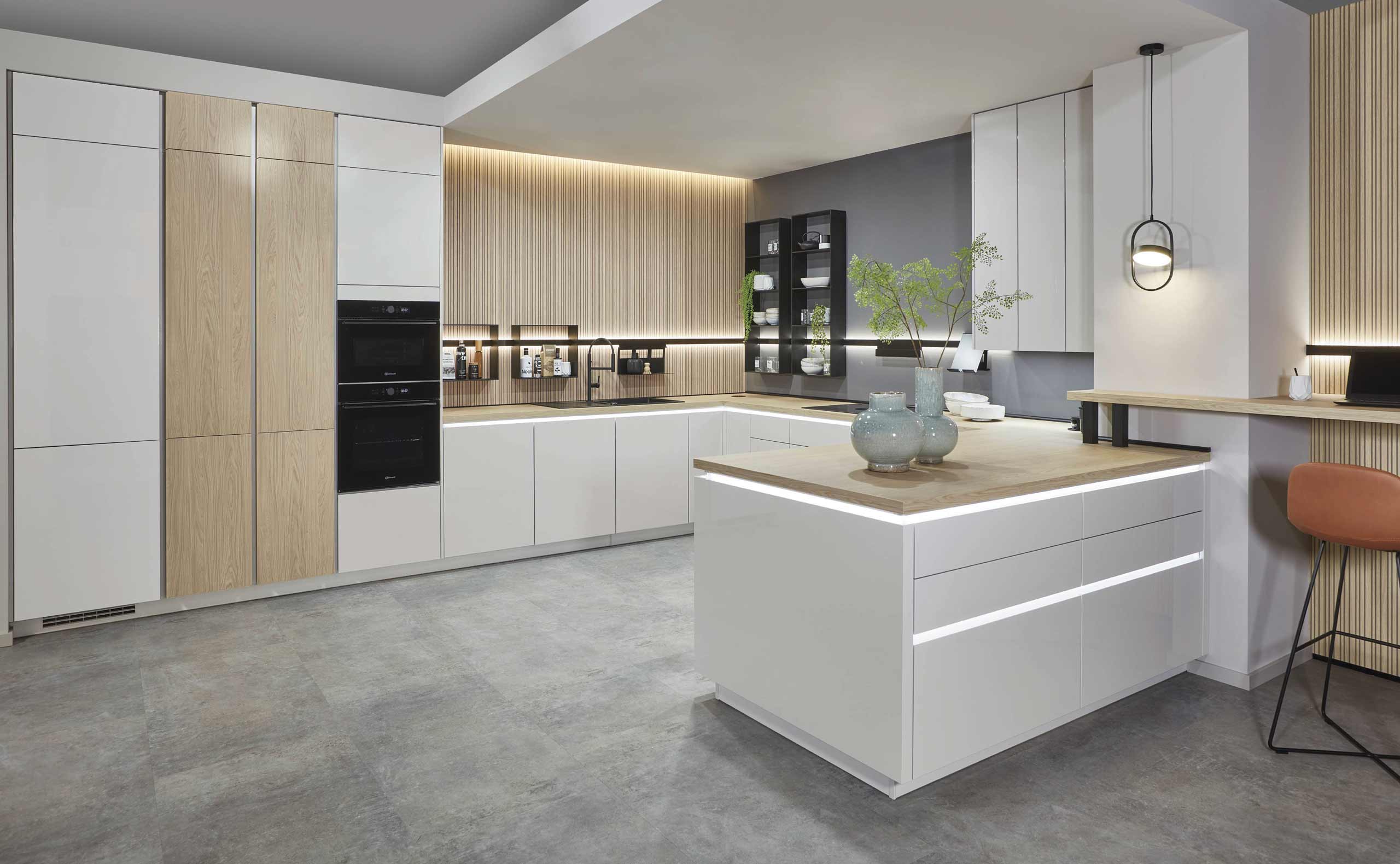 designkueche-01_17_31405_24_Novalux_519_M